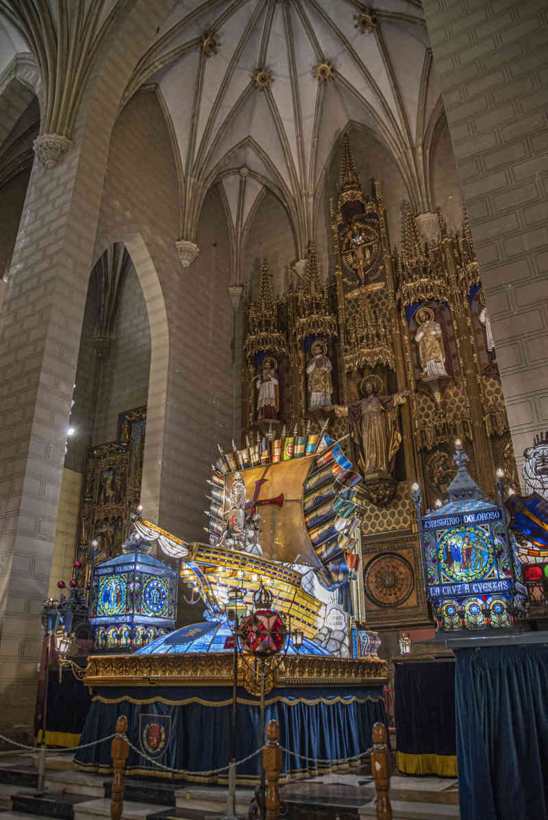 Zaragoza 103 - iglesia del Sagrado Corazón de Jesús (Rosario de Cristal).jpg